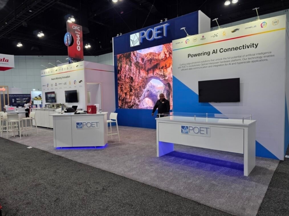 Visumod team installing a complete exhibit environment